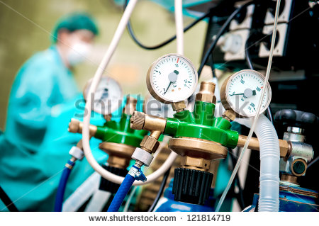 stock-photo-manometer-with-reducer-at-hospital-121814719